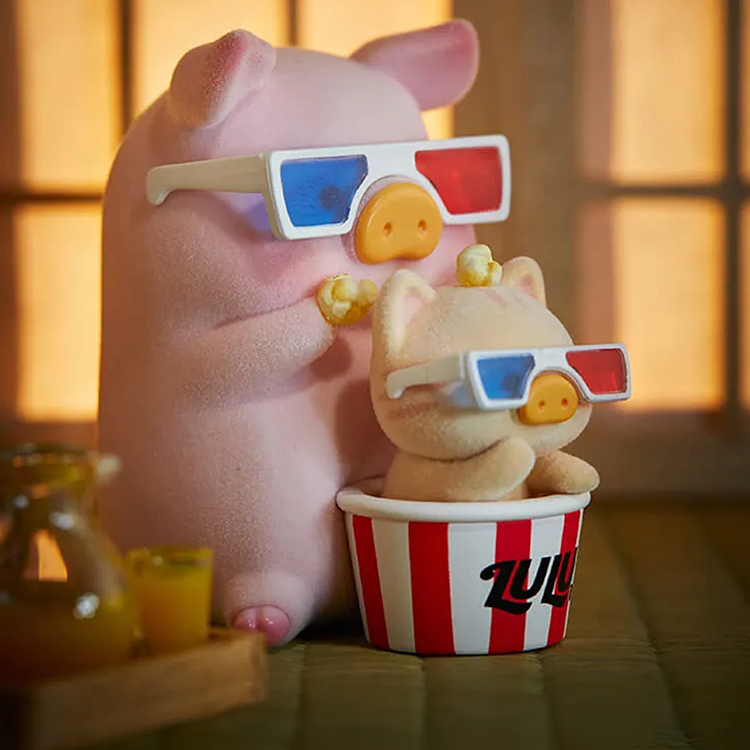 Lulu The Piggy Caturdays
