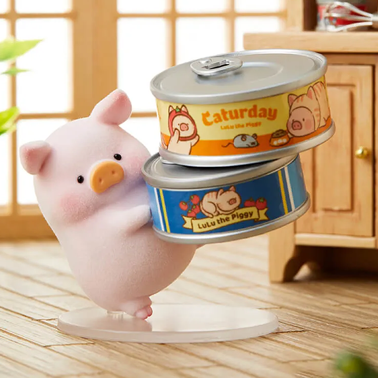 Lulu The Piggy Caturdays