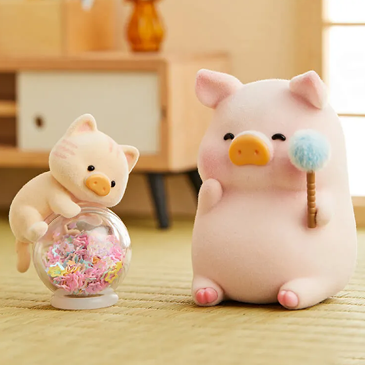 Lulu The Piggy Caturdays