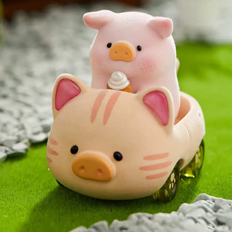 Lulu The Piggy Caturdays