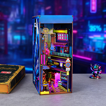 Cyber City 2 Booknook